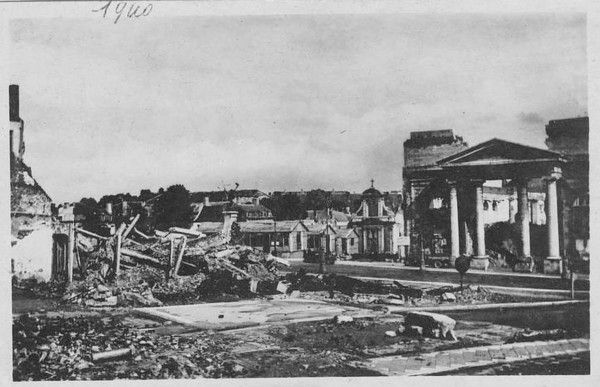 Baraquements provisoires Place du Marché aux Herbes