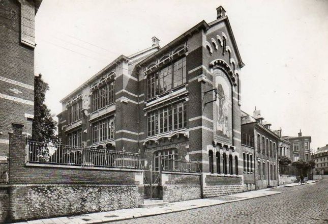 ecole_NDG_rue_de_la_croix
