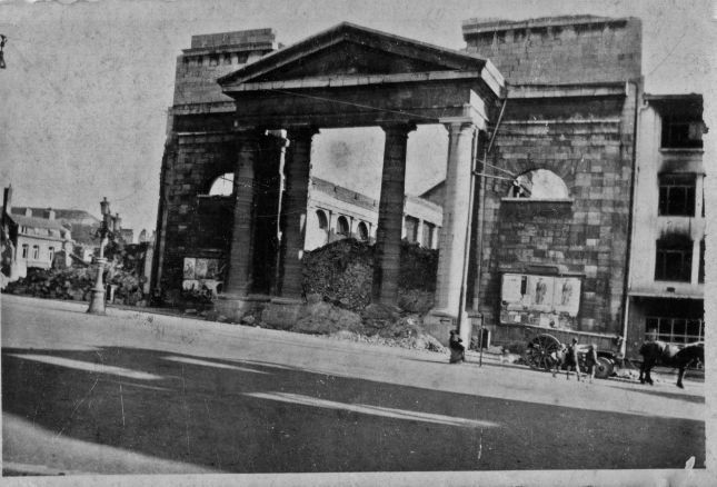 Eglise St Pierre Bombardée en 1940